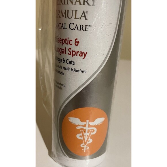 Veterinary Formula Clinical Care ANTISEPTIC & ANTIFUNGAL SPRAY DOGS & CATS 8oz - Picture 7 of 10
